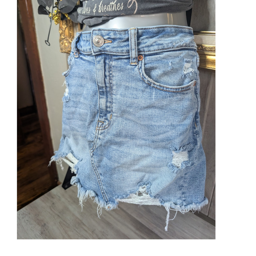 American Eagle Hi-Rise Stretch Distressed Denim Mini Skirt Blue Frayed Size 12